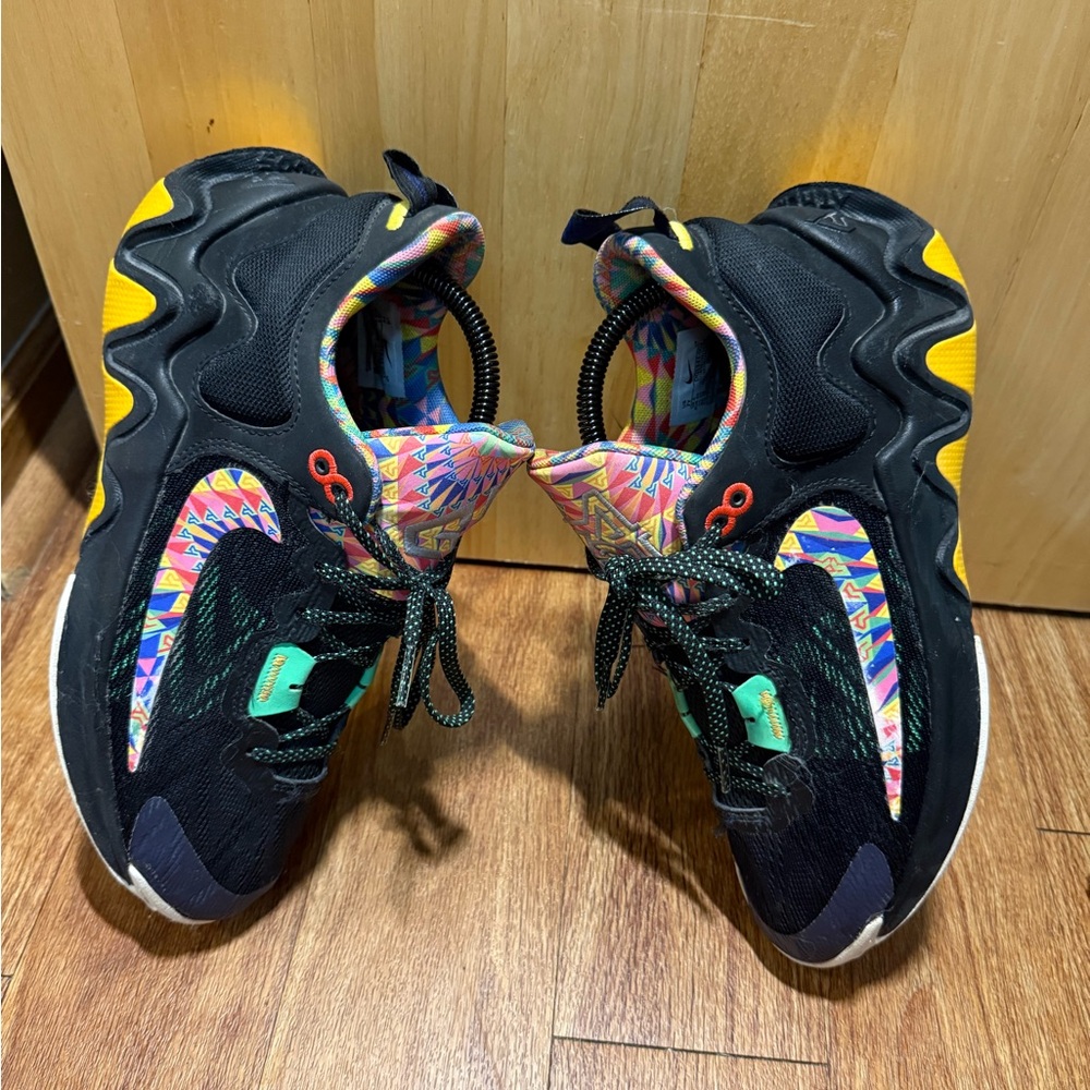 Giannis Antetoukoumpo Nike zoom freak1